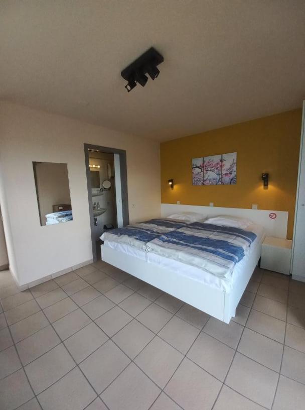 Hostellerie Daiseldaele Dadizele Esterno foto