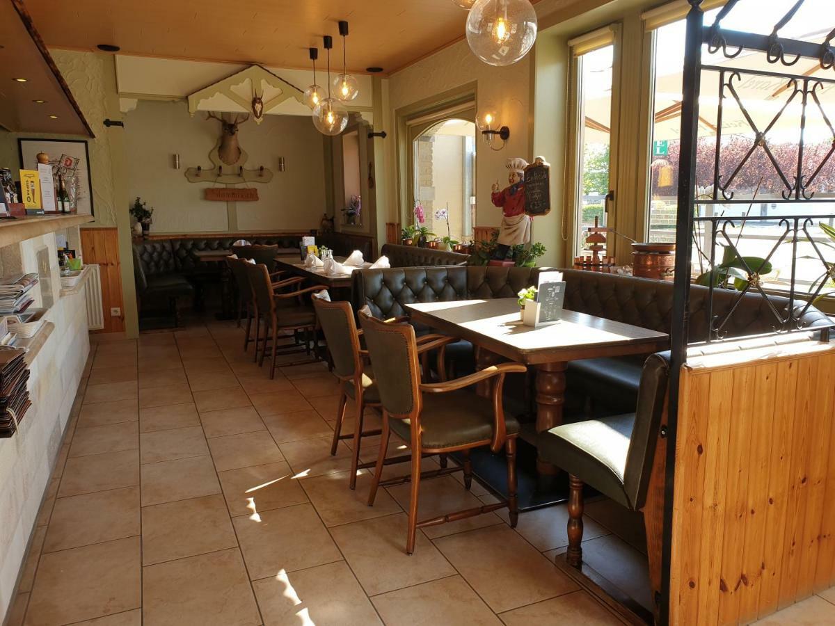 Hostellerie Daiseldaele Dadizele Esterno foto